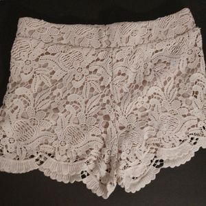 Women's XS forever 21 crochet lace beige shorts